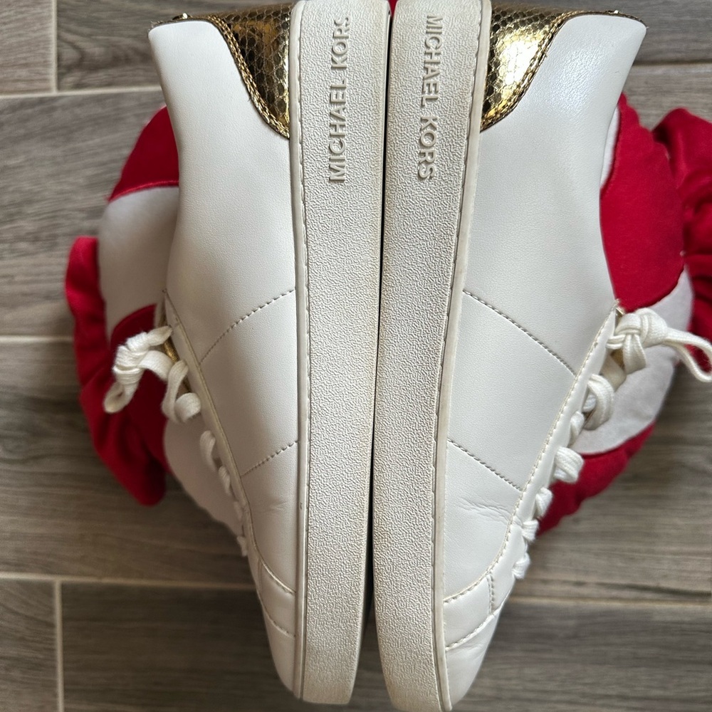 Michael Kors White Sneakers Minimalist Lace-Up Design Size 8 - Picture 4 of 11